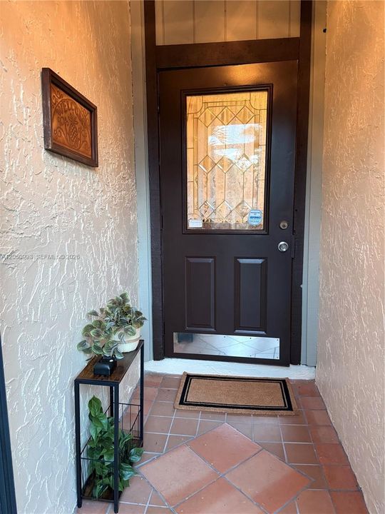 For Sale: $420,000 (3 beds, 2 baths, 1304 Square Feet)