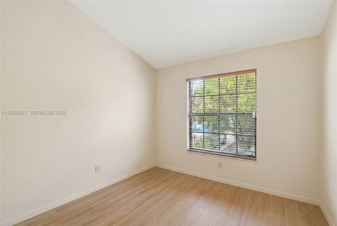 For Sale: $420,000 (3 beds, 2 baths, 1304 Square Feet)