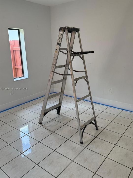 En Renta: $1,400 (1 camas, 1 baños, 2243 Pies cuadrados)