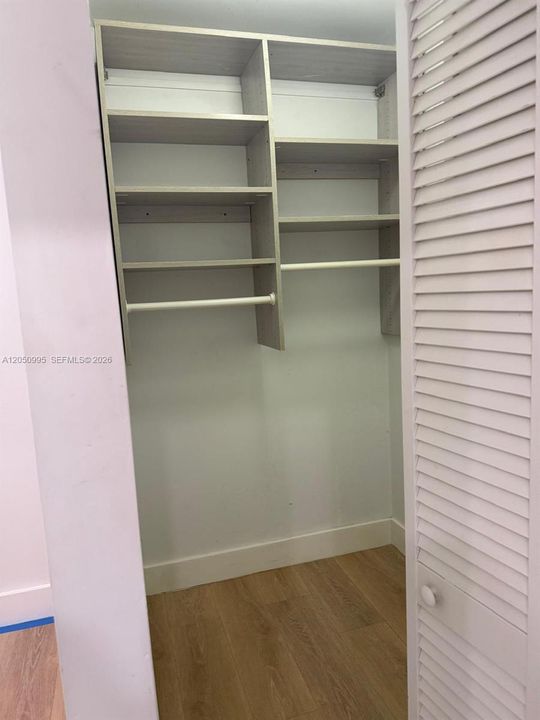 En Renta: $1,400 (1 camas, 1 baños, 2243 Pies cuadrados)