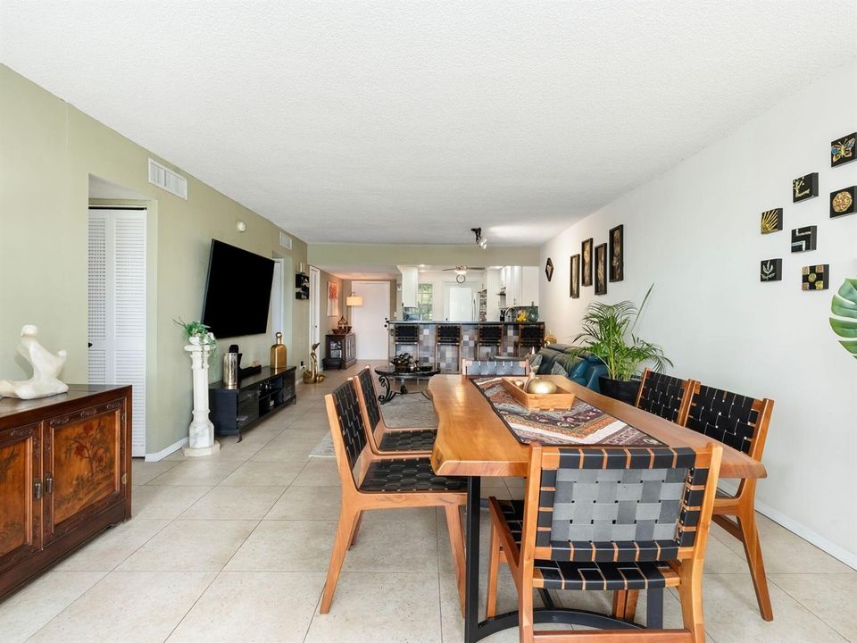 19. 3100 N Course Ln Unit 107 Interior