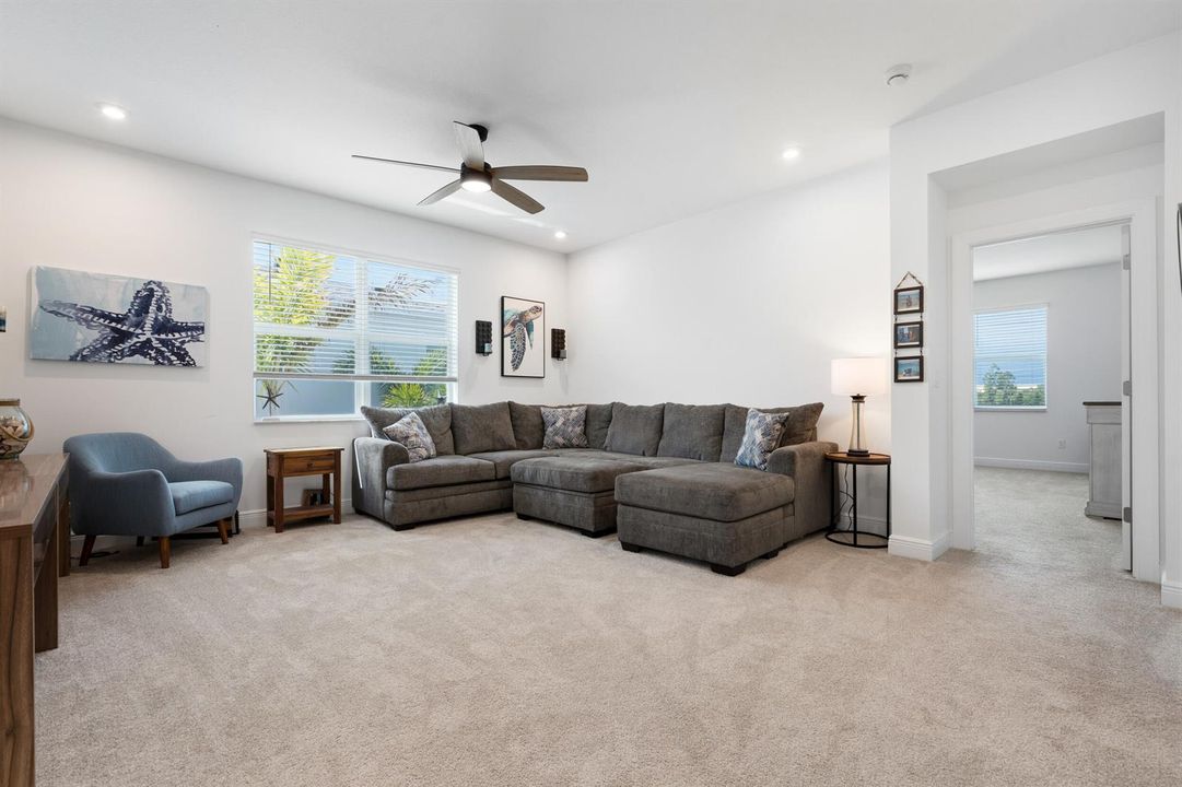 Upstairs Living Area