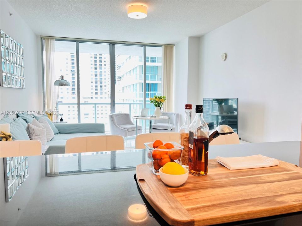 For Rent: $4,500 (2 beds, 2 baths, 1024 Square Feet)