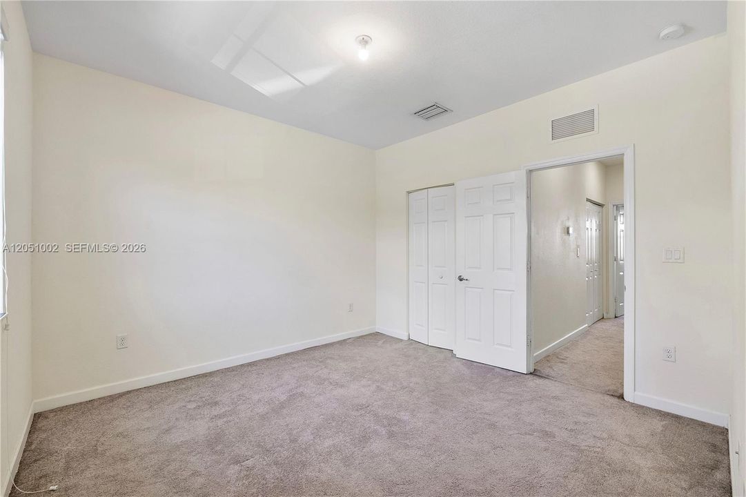 Active With Contract: $330,000 (2 beds, 2 baths, 1422 Square Feet)