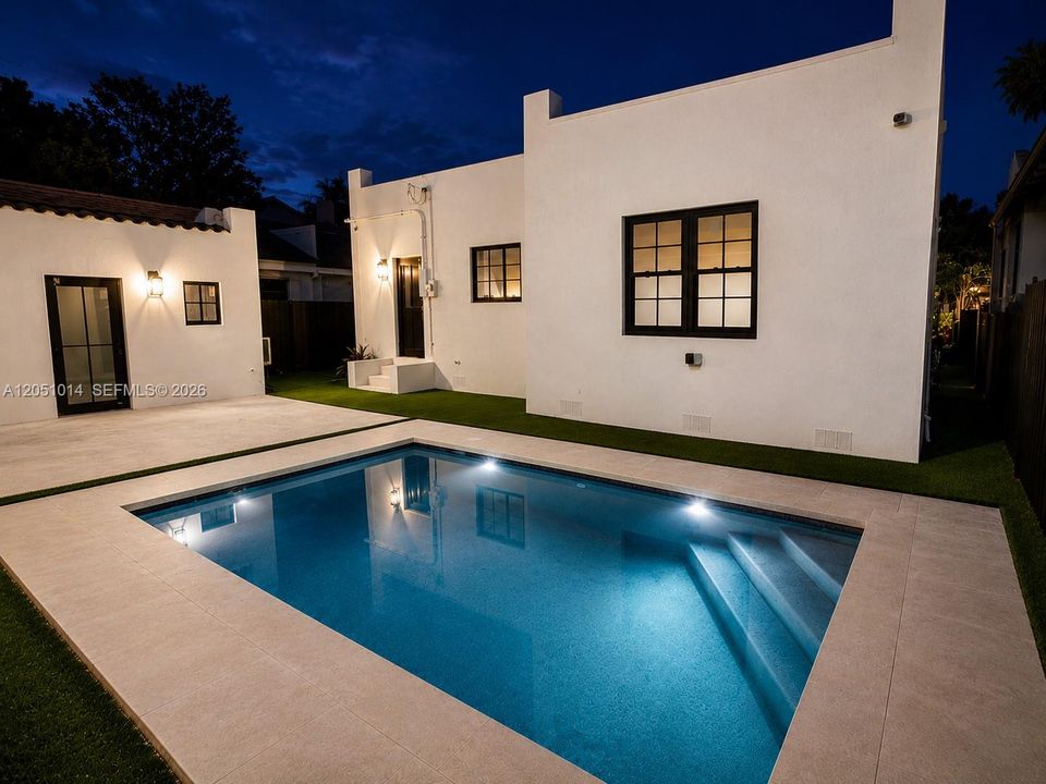 For Sale: $1,795,000 (5 beds, 4 baths, 2164 Square Feet)