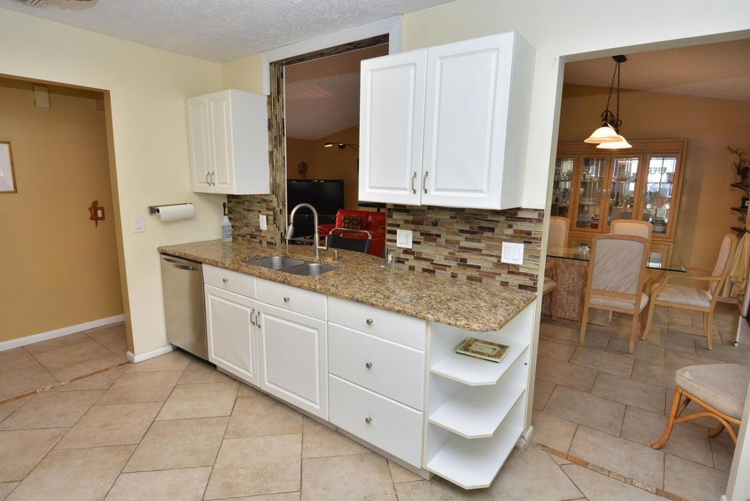 Kitchen 4