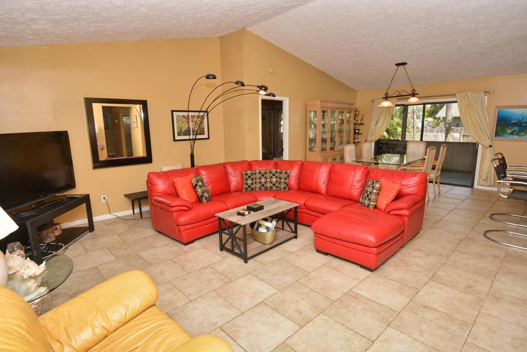 Living room 1