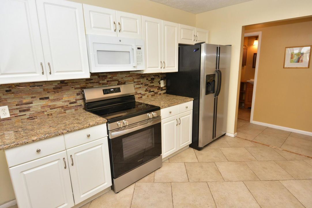 Kitchen 3