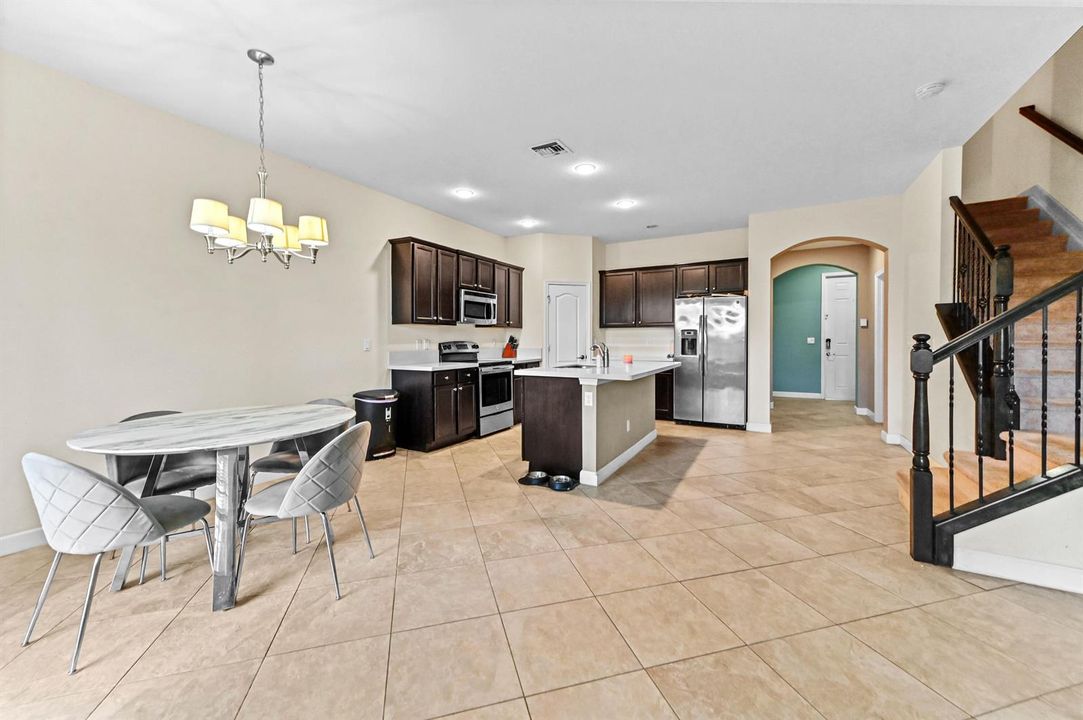14 Dining area 01