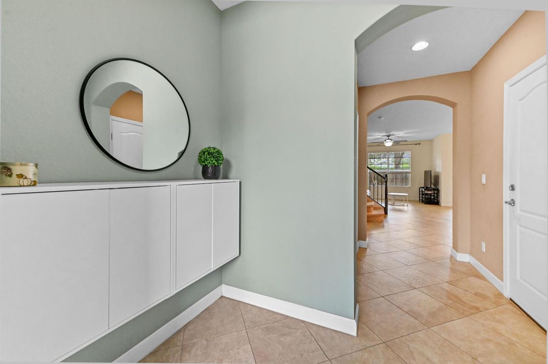 04 Foyer 01