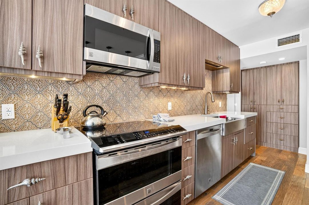 KITCHEN AREA-6