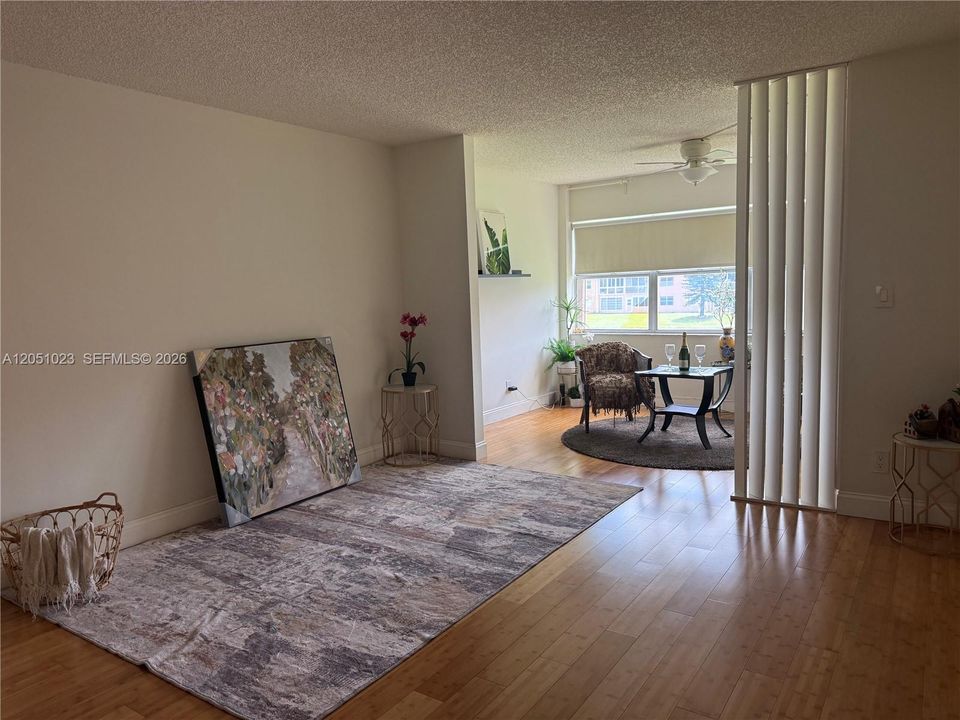 En Venta: $119,999 (1 camas, 1 baños, 850 Pies cuadrados)