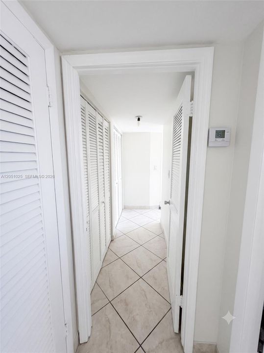 For Rent: $2,850 (2 beds, 2 baths, 1140 Square Feet)
