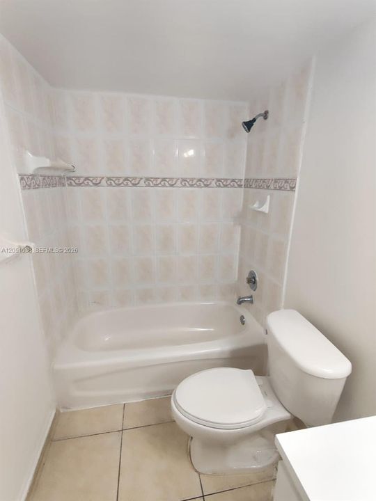 В аренду: $1,600 (1 спален, 1 ванн, 600 Квадратных фут)