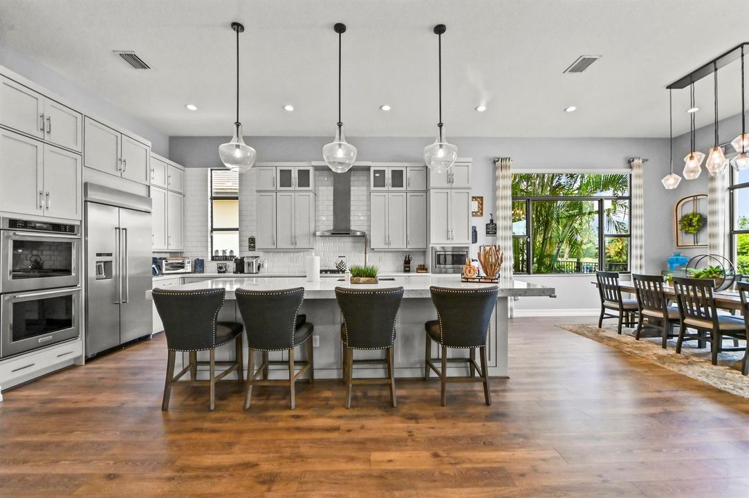 13 Kitchen 01