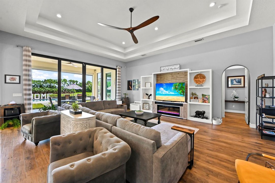 19 Living room 01