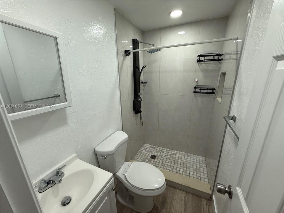 En Renta: $1,400 (4 camas, 2 baños, 1891 Pies cuadrados)