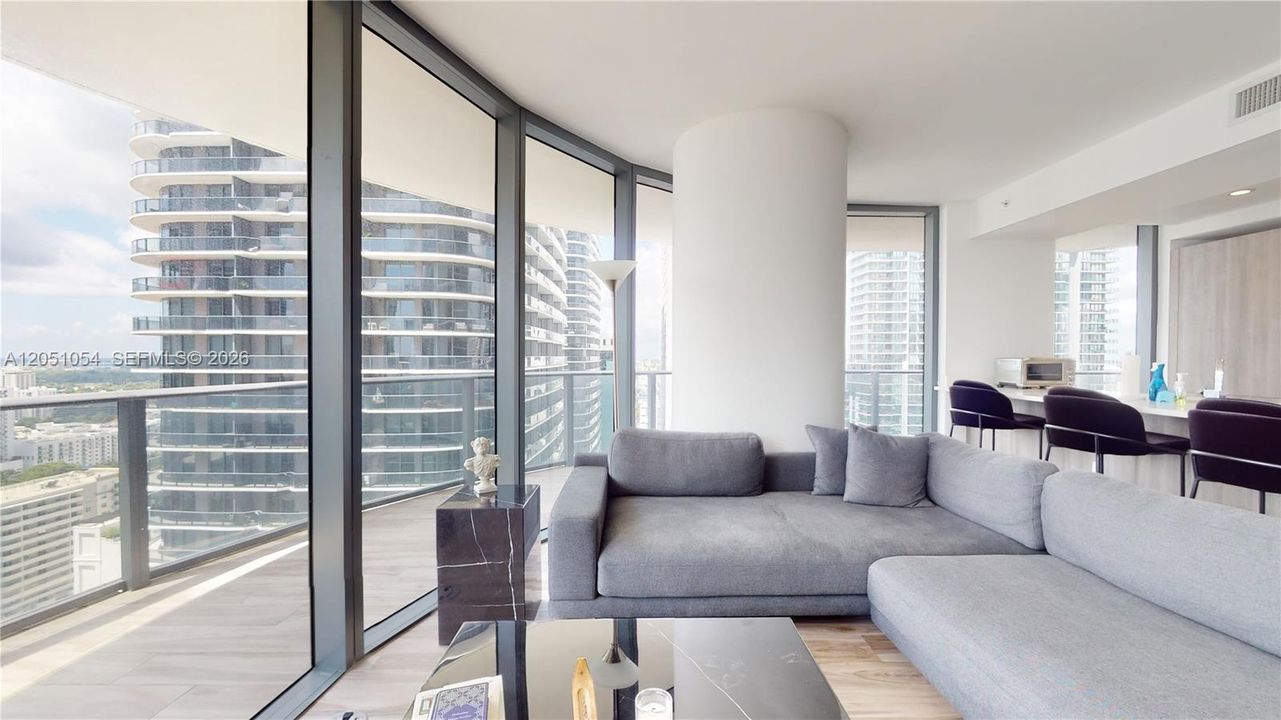 В аренду: $11,500 (3 спален, 4 ванн, 1613 Квадратных фут)