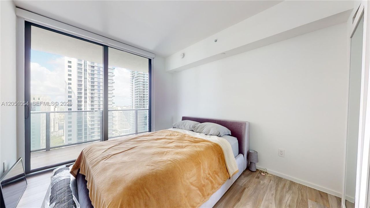 В аренду: $11,500 (3 спален, 4 ванн, 1613 Квадратных фут)