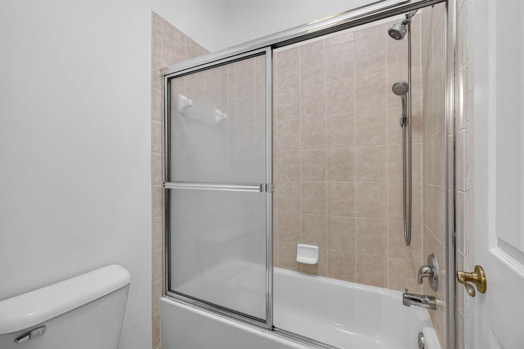 2nd Bathroom