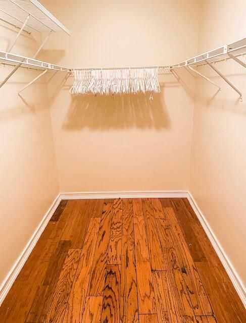 Walk In Closet