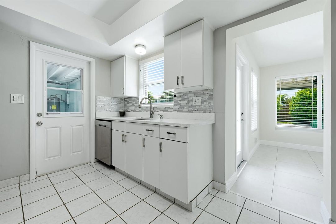 5920 kitchen 3