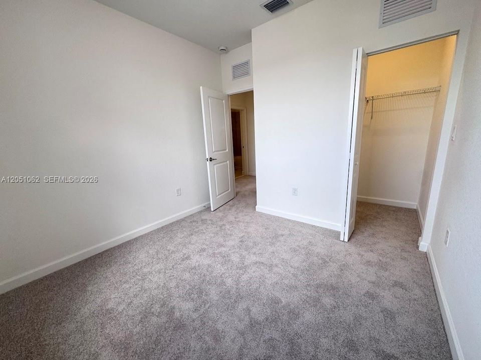 For Rent: $2,350 (3 beds, 2 baths, 1330 Square Feet)