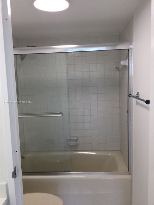 В аренду: $2,000 (1 спален, 1 ванн, 1140 Квадратных фут)