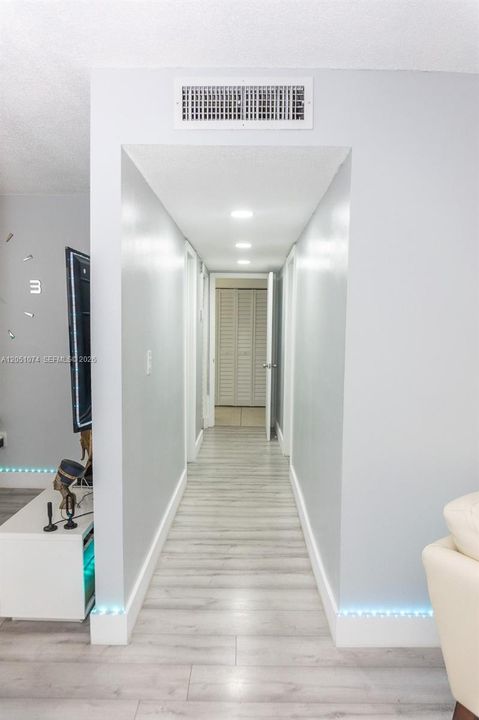 En Renta: $2,400 (2 camas, 2 baños, 980 Pies cuadrados)