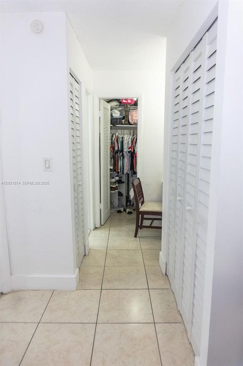 En Renta: $2,400 (2 camas, 2 baños, 980 Pies cuadrados)