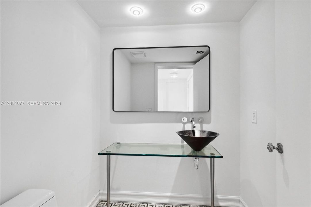 В аренду: $18,500 (4 спален, 5 ванн, 3945 Квадратных фут)