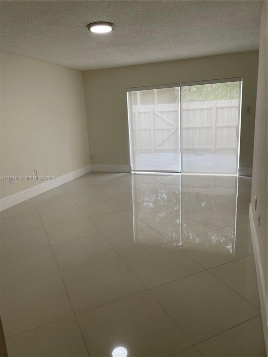 En Renta: $2,440 (2 camas, 2 baños, 1113 Pies cuadrados)