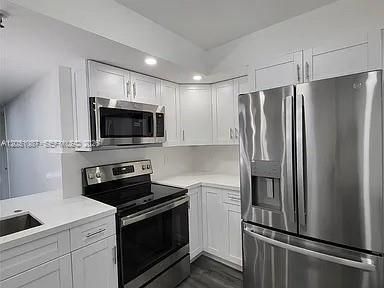 For Sale: $370,000 (3 beds, 2 baths, 1414 Square Feet)