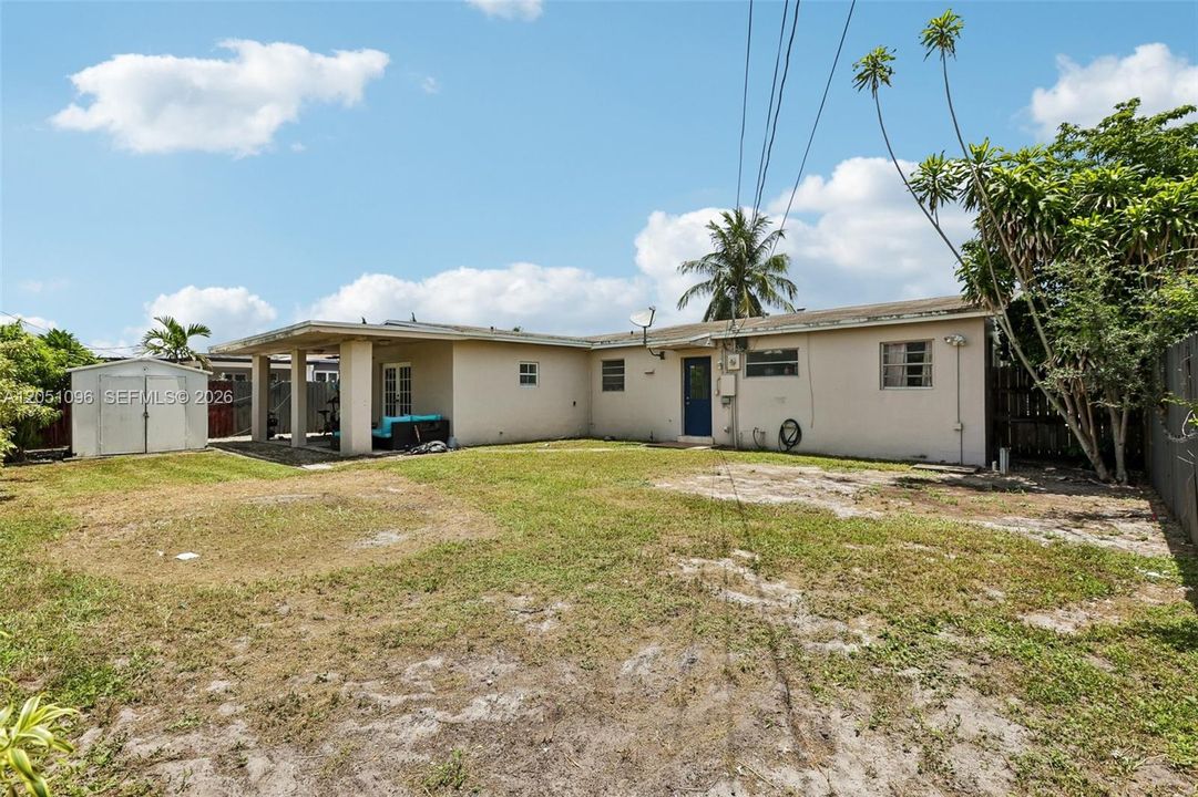 For Sale: $550,000 (3 beds, 1 baths, 1588 Square Feet)