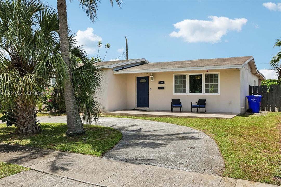 For Sale: $550,000 (3 beds, 1 baths, 1588 Square Feet)