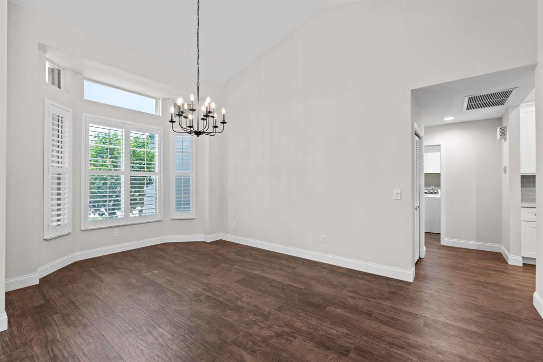 20-web-or-mls-A7408798