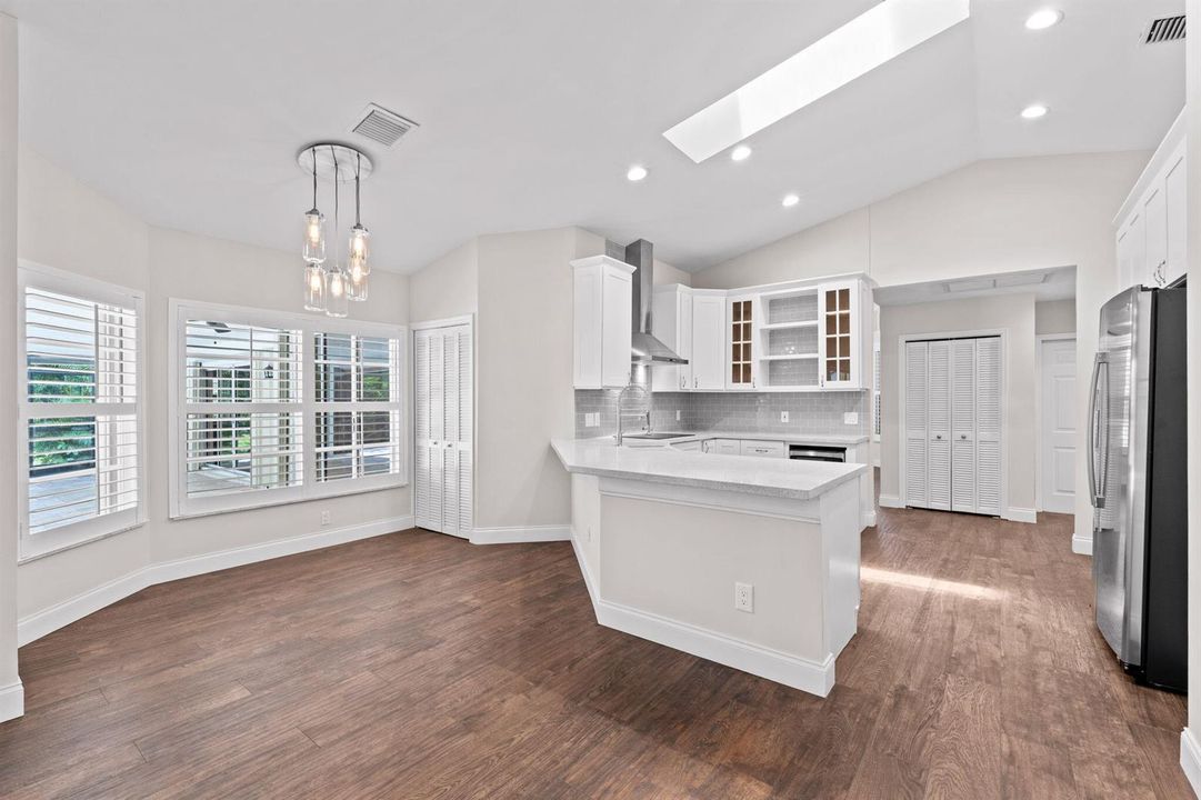 10-web-or-mls-A7408726