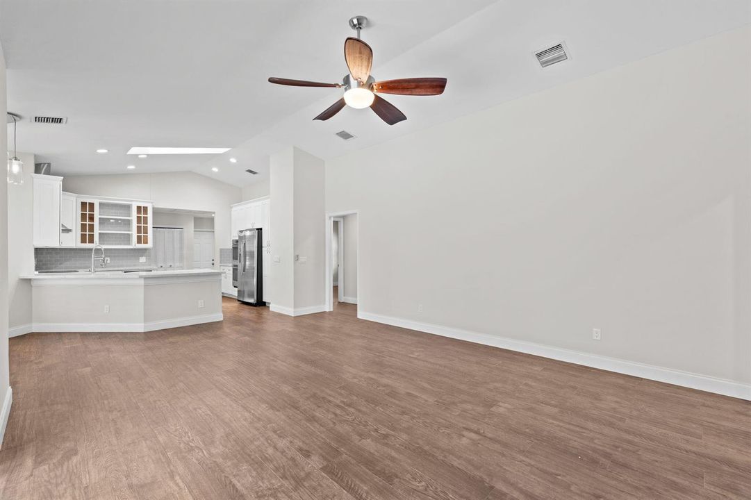14-web-or-mls-A7408732