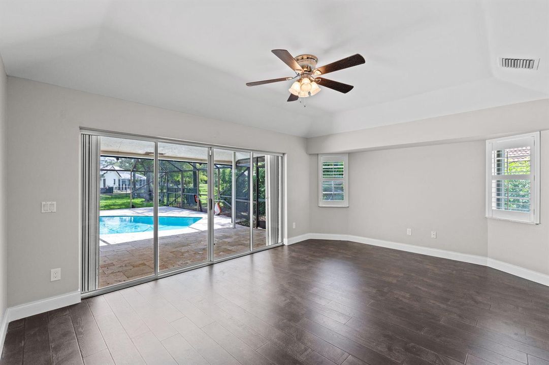 23-web-or-mls-A7408605