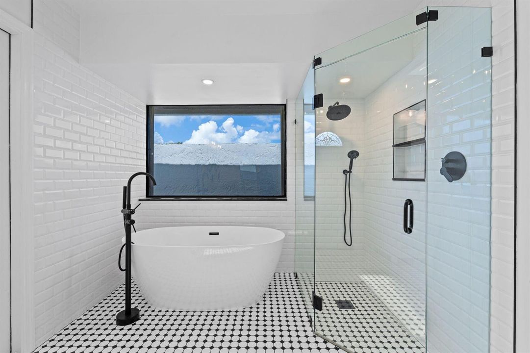 29-web-or-mls-A7408629