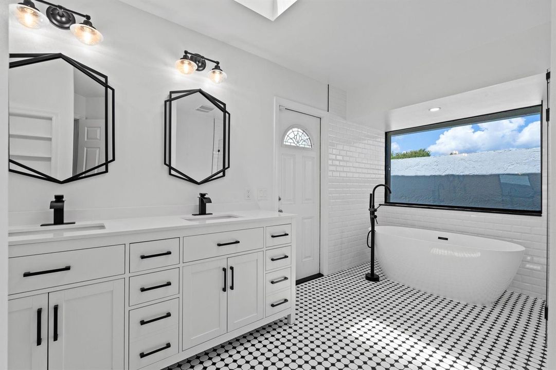 27-web-or-mls-A7408623