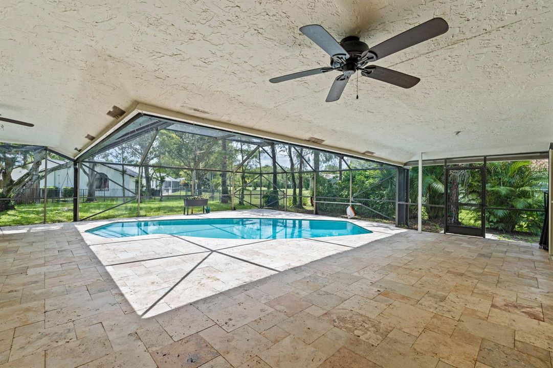 48-web-or-mls-A7408676