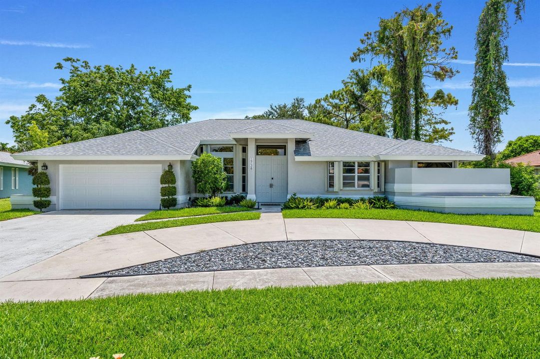 1-web-or-mls-A7408647