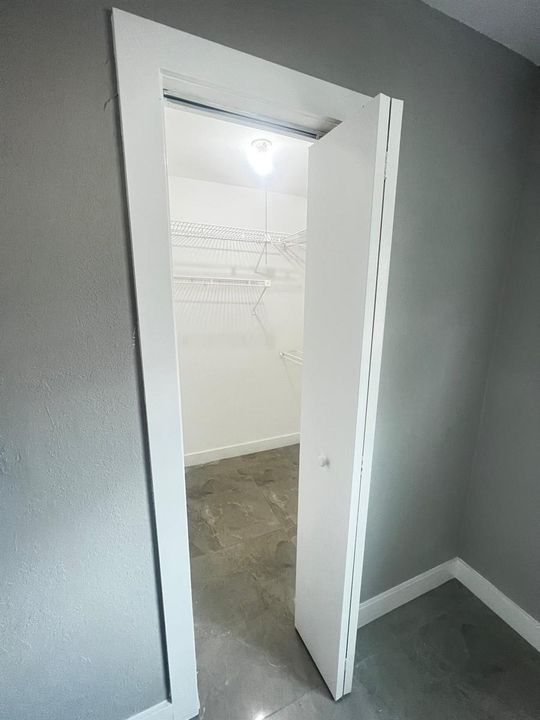 Master Walk In Closet