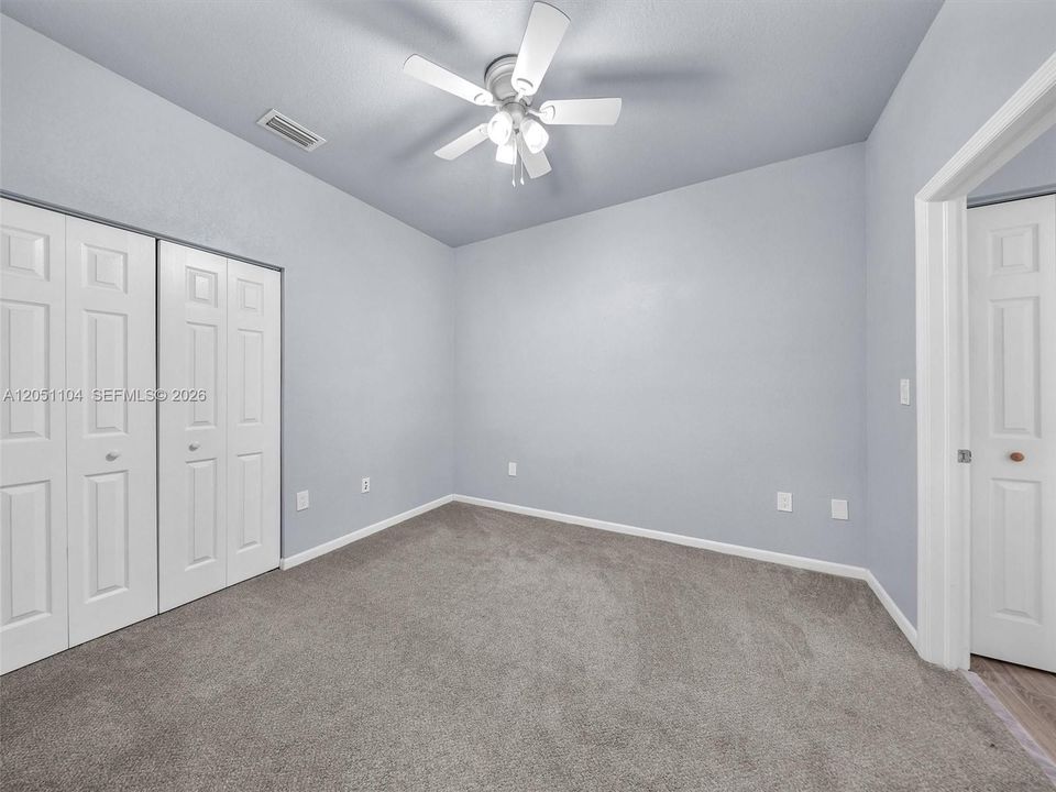 For Sale: $420,000 (3 beds, 2 baths, 1428 Square Feet)