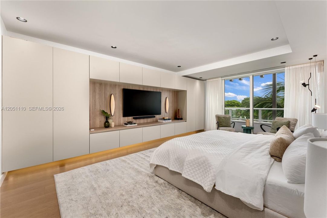 For Sale: $5,250,000 (3 beds, 3 baths, 3140 Square Feet)