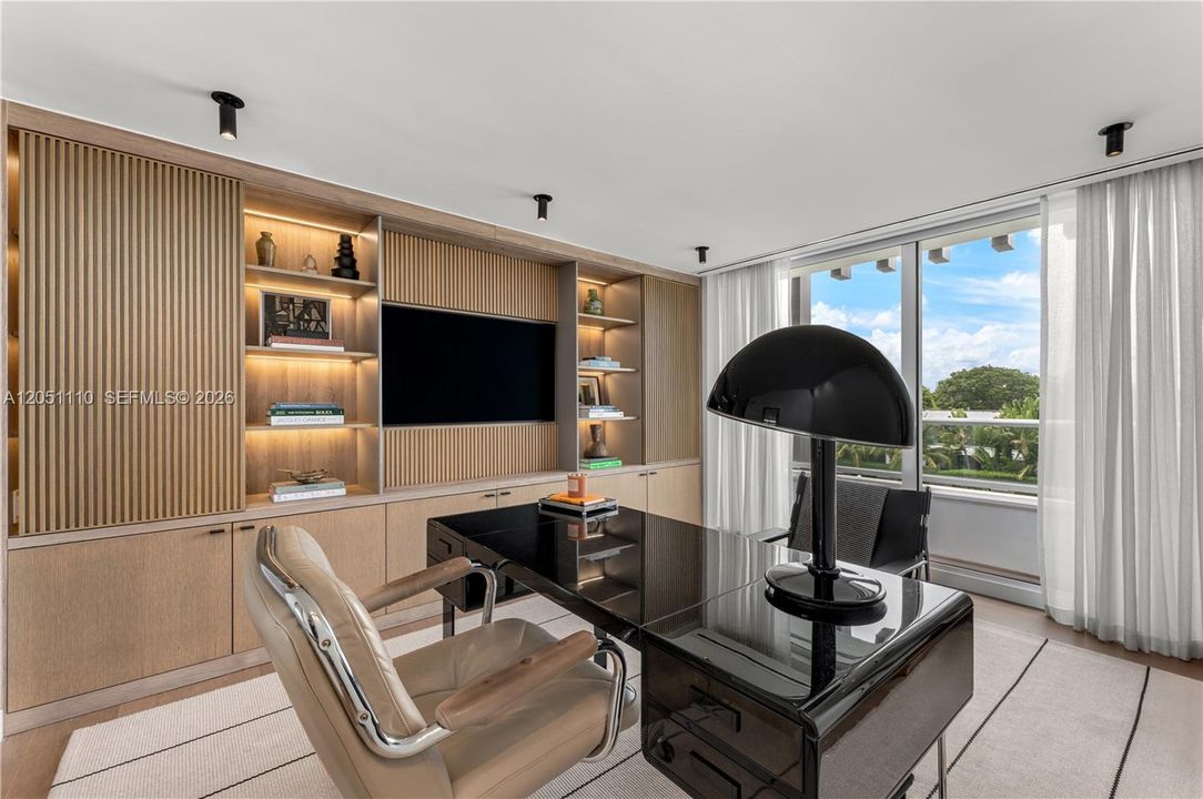 For Sale: $5,250,000 (3 beds, 3 baths, 3140 Square Feet)