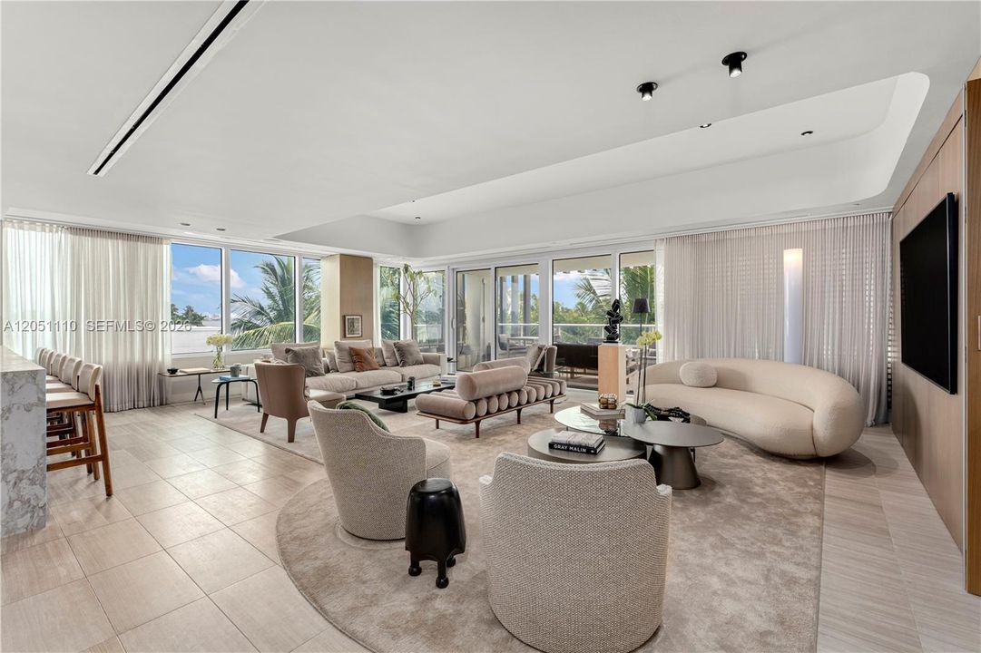 For Sale: $5,250,000 (3 beds, 3 baths, 3140 Square Feet)
