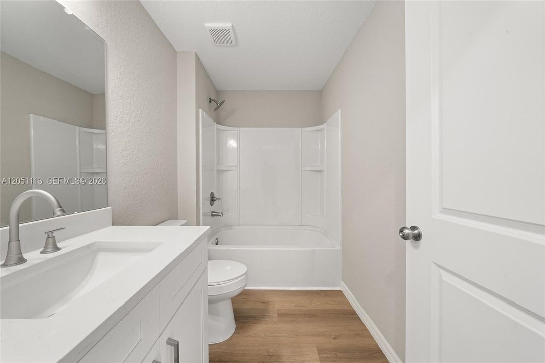 2nd Bathroom