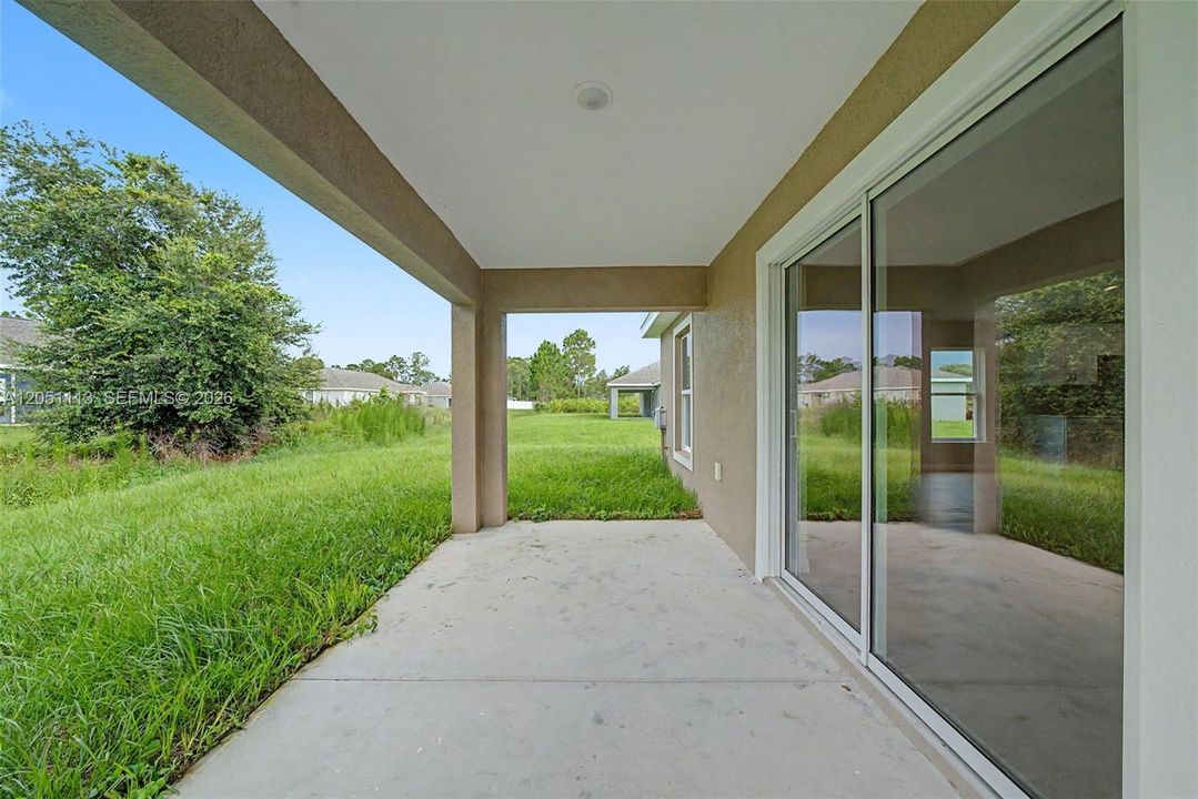 En Venta: $299,000 (4 camas, 2 baños, 1655 Pies cuadrados)